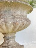 Garden urn