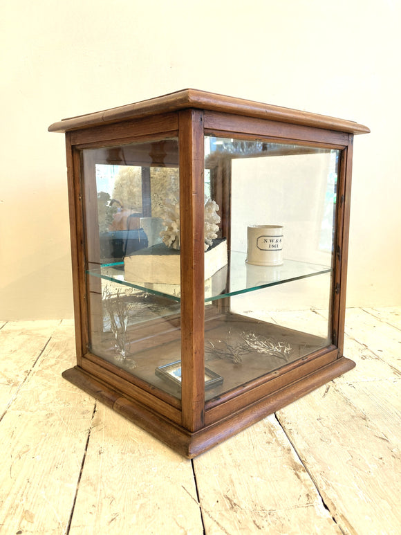 Victorian mirror-backed display cabinet