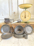 Collection of vintage kitchenalia