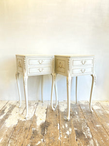 Pair of vintage bedsides - 2 drawer