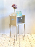 Heart cut out French chevet
