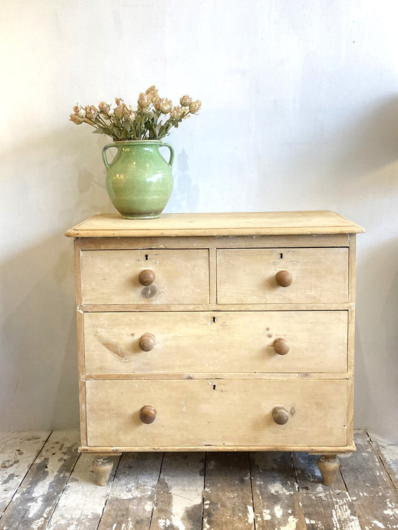 Rustic Victorian chest of drawers