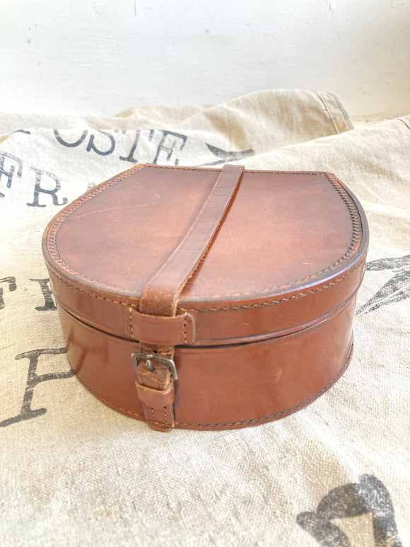 Vintage leather horseshoe collar box