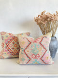 Hanmade kilim cushion - Red & Pink